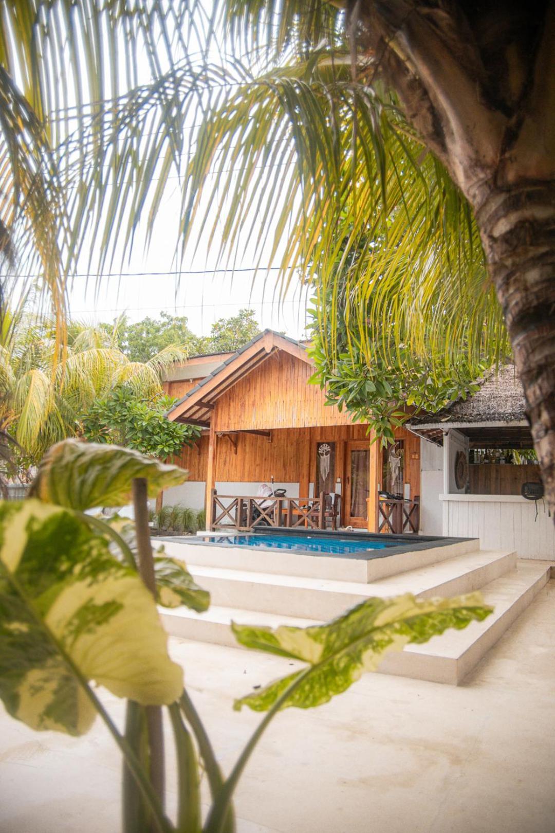 Hakuna Matata Resort Gili Air Bagian luar foto