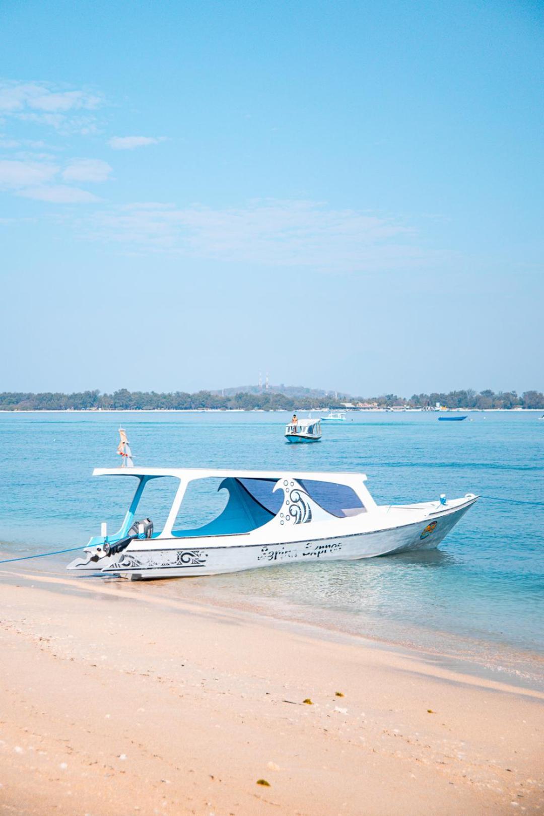 Hakuna Matata Resort Gili Air Bagian luar foto